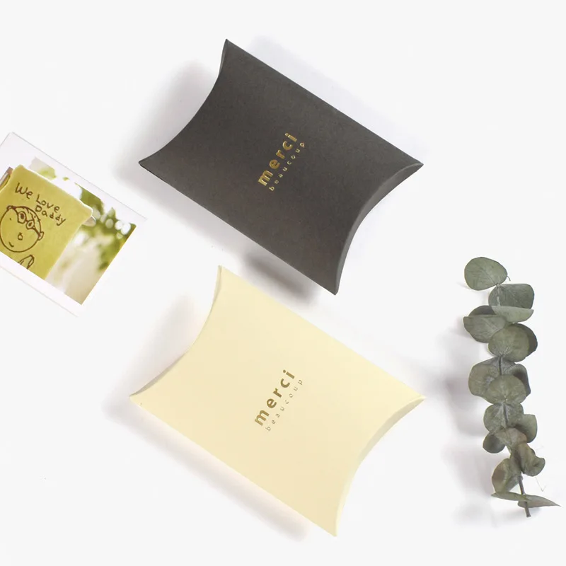 Коробки для конфет в форме подушки из крафт-бумаги | Дом и сад