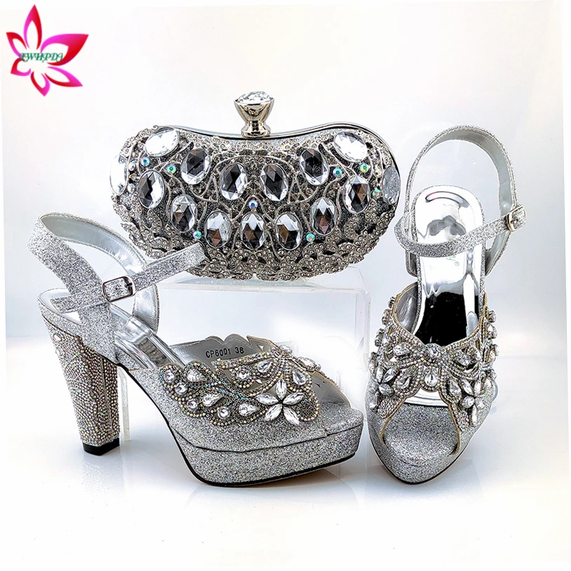 

2020 Comfortable Heels African Women Shoes and Bag to Match in Silver Color Mature Style Nigerian Women Shoes and Bag Set