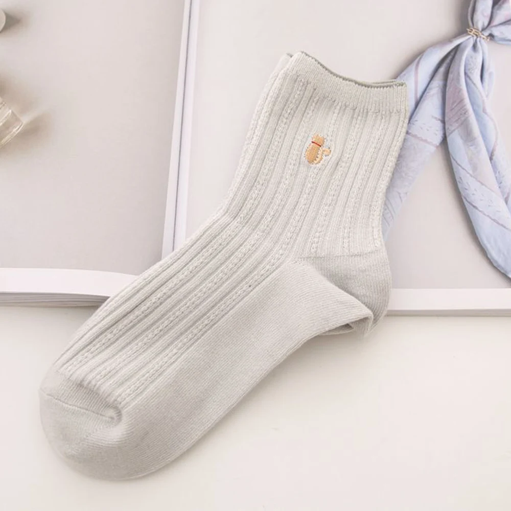 Женские носки Осень-зима новые хлопковые Мультяшные животные кот вышивка