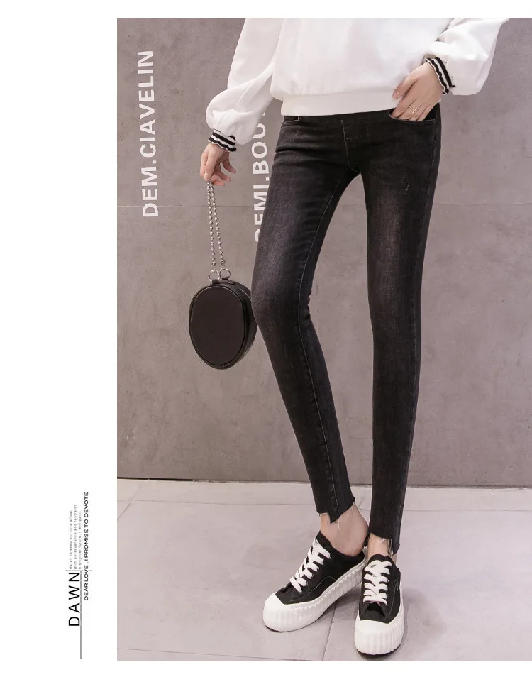 

Winter Thick Warm Plus Velvet Denim Maternity Skinny Jeans Adjustable Belly Pants Clothes for Pregnant Women Pregnancy Trousers