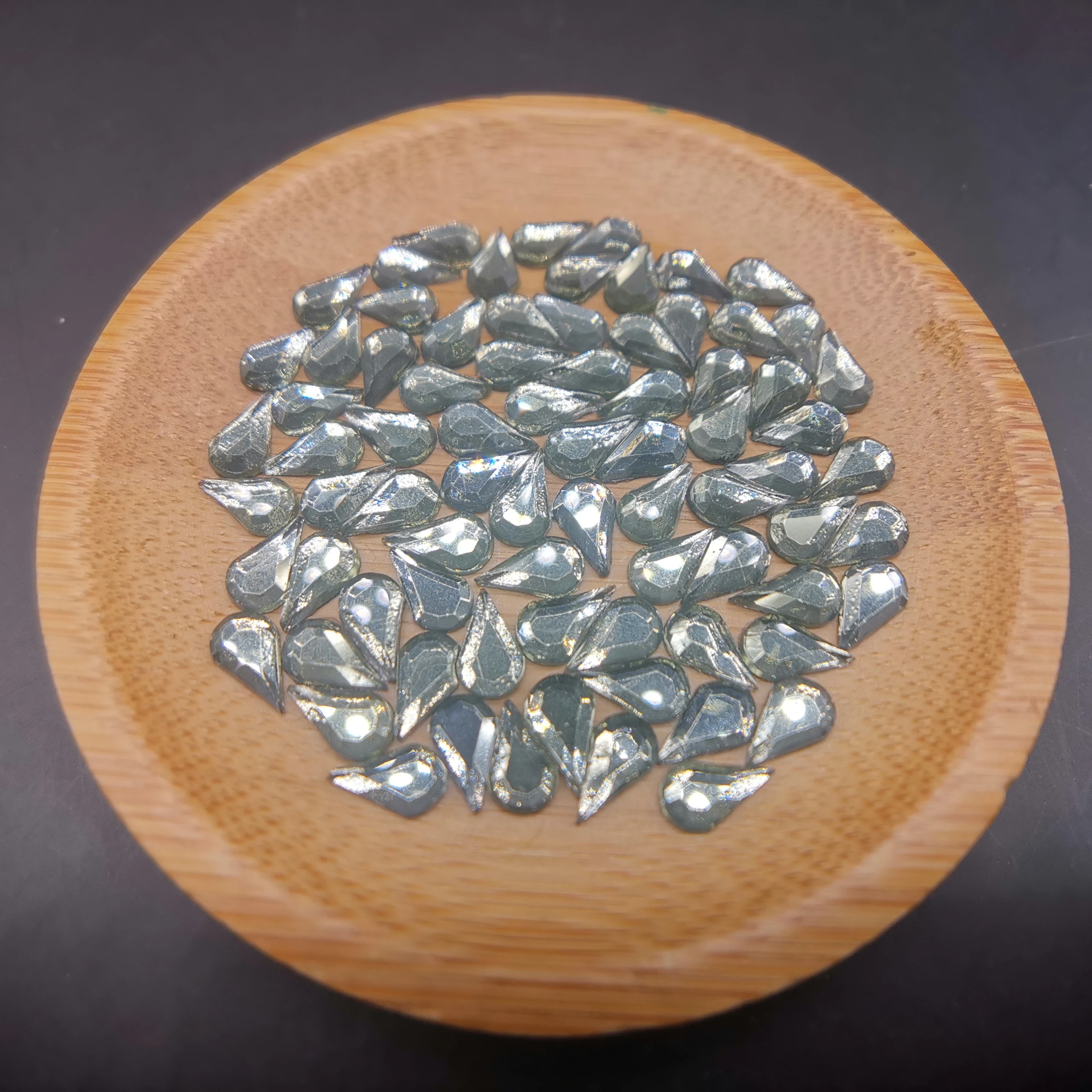 Д р с украшением в виде кристаллов Стекло 5x8 мм серый Стразы гладить на 144 шт. Класс