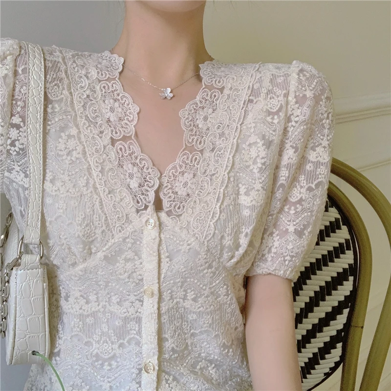 

Lace Hollow Out Vintage Style Summer V-neck Womens Fashion Brand Blouses Puff Sleeve Shirts Ladies Crop Top Blusas Mujer De Moda