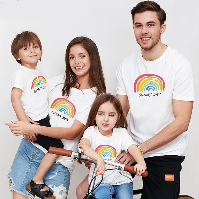 

Футболка с коротким рукавом и принтом «Мама и я»