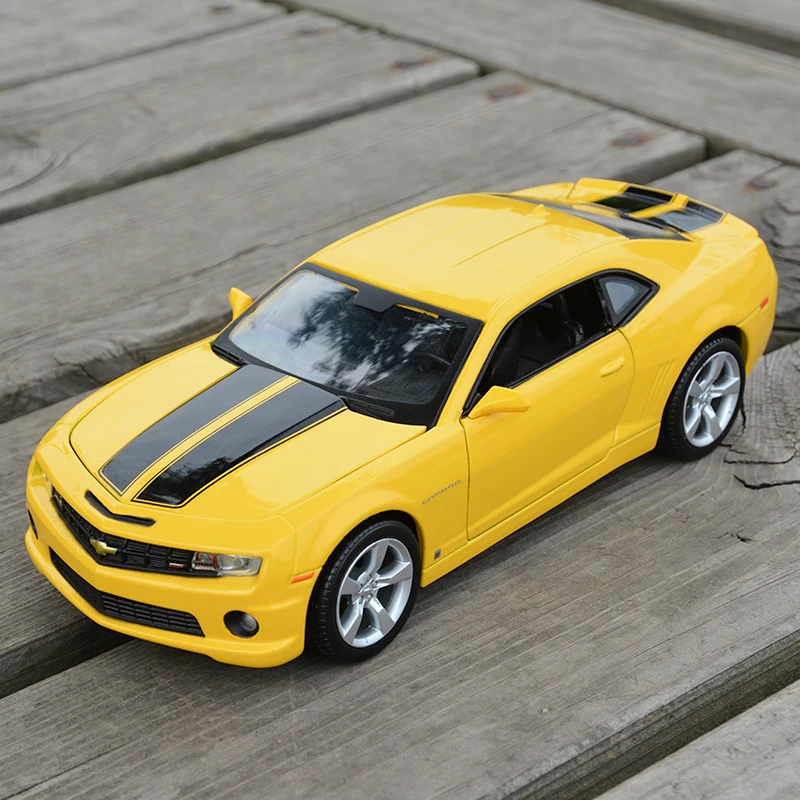 Maisto 1:24 2010 Chevrolet Camaro спортивный автомобиль литой статический Коллекционная модель