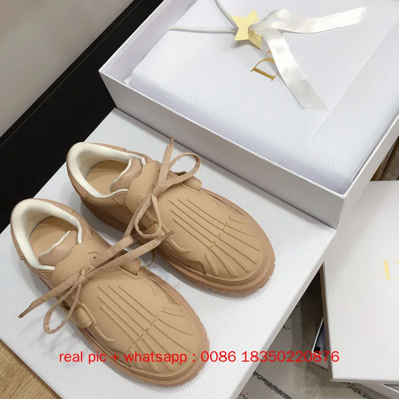 

2021Luxury Brand Women Running Shoes Outdoor Athletic Walking Top Quality Ladies Sneakers Casual Fashion Woman Sport board Shoes