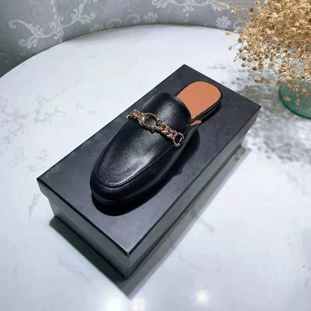 

2021 new fashion Joker round-headed slippers flat casual and comfortable flat shoes metal decoration retro popular Muller shoes