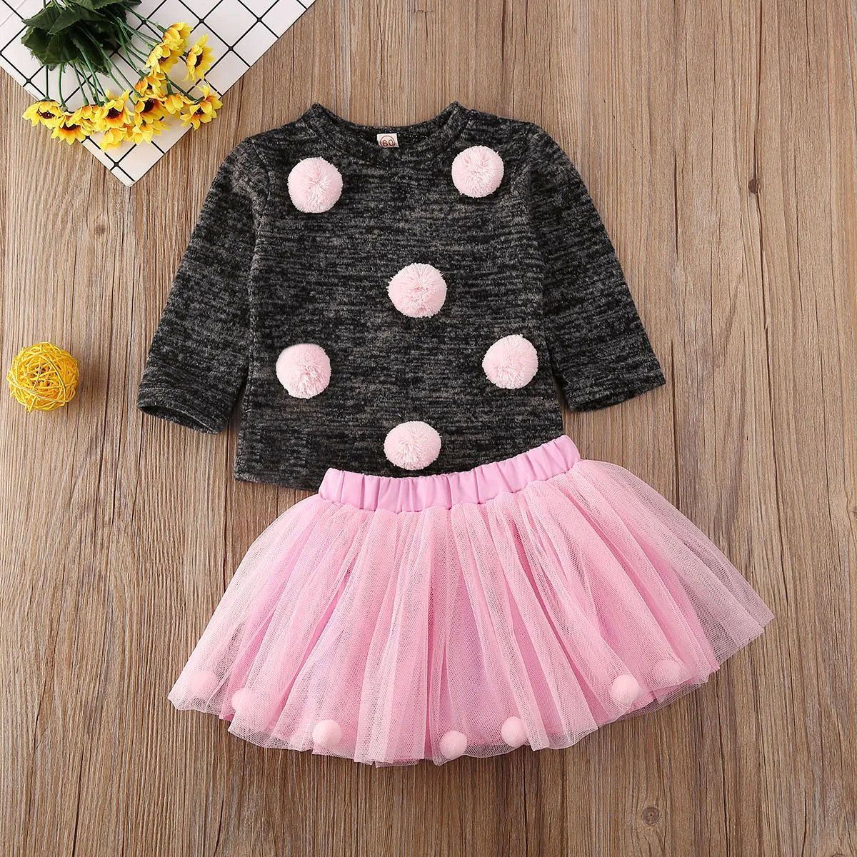 Новинка для маленьких девочек из 2 предметов, комплект детской одежды осень-зима в одежда Dots Дети вязаный свитер Топы+ юбка, наряды для детей