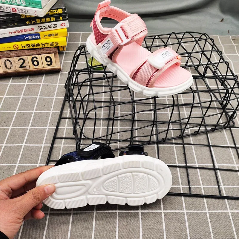 

Новый Модный летний детский костюм, сандалии легкие повседневные туфли на мягкой подошве, дышащие детские ботинки