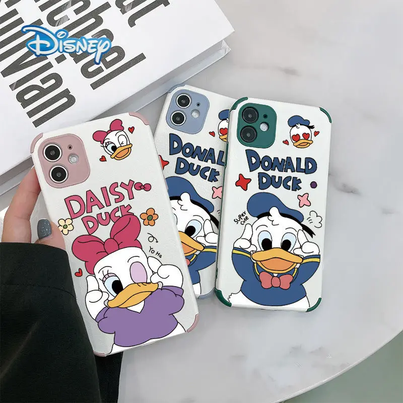 

Disney Donald Duck Daisy Cartoon Mobile Phone Case for iPhone 13 13Pro 12 12Pro 11 Pro X XS MAX XR 7 8 Plus Couples Cute Cover