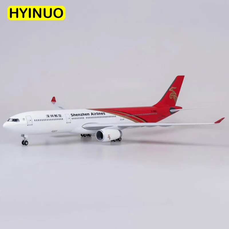 Авиакомпании Shenzhen Airlines модель самолета красного и белого цвета с колесами 47 см