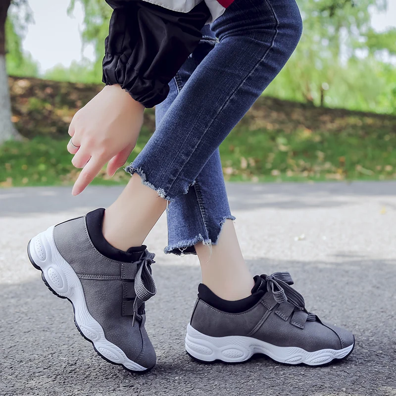 Женские спортивные кроссовки сетчатые дышащие на платформе толстая подошва