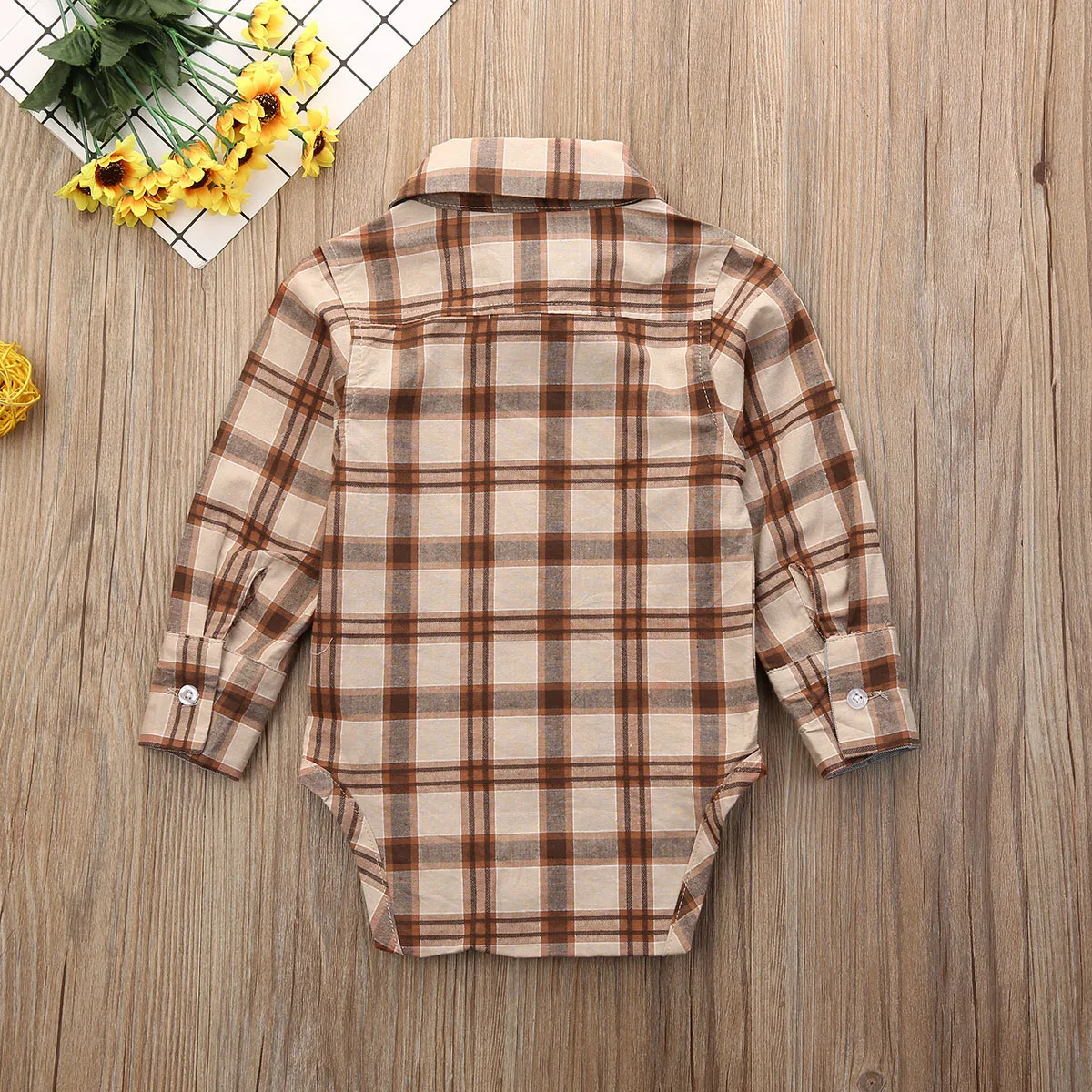 Боди для маленьких мальчиков Официальный комбинезон в клетку с мультяшным