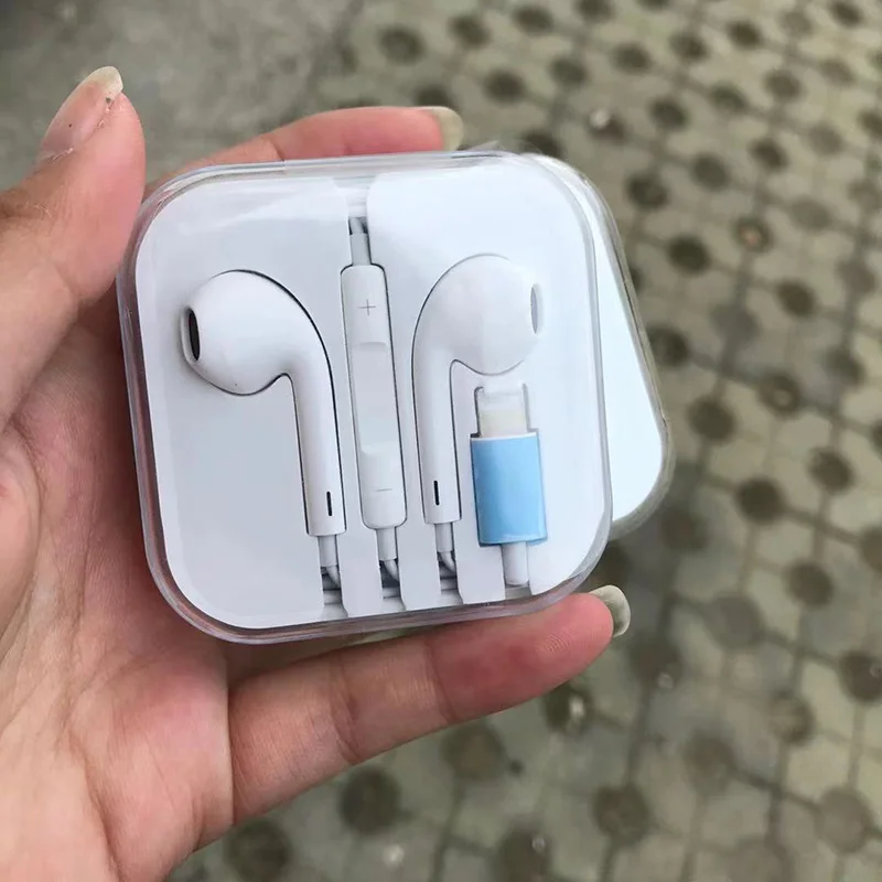 

In Ear Earphone for iPhone 13 12 11 7 8 Plus XS MAX Pro Stereo Sound Wired Earbud Wire Control Bluetooth-compatible Headset