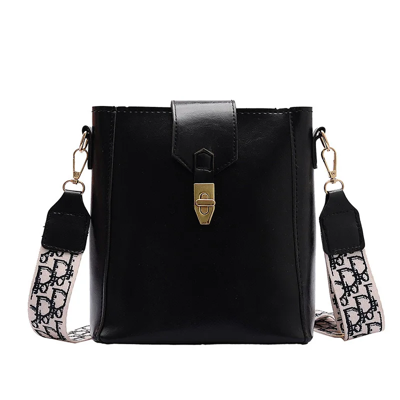 

2021 brand luxury ladies bucket PU shoulder bag shoulder messenger broadband female designer solid color handbag