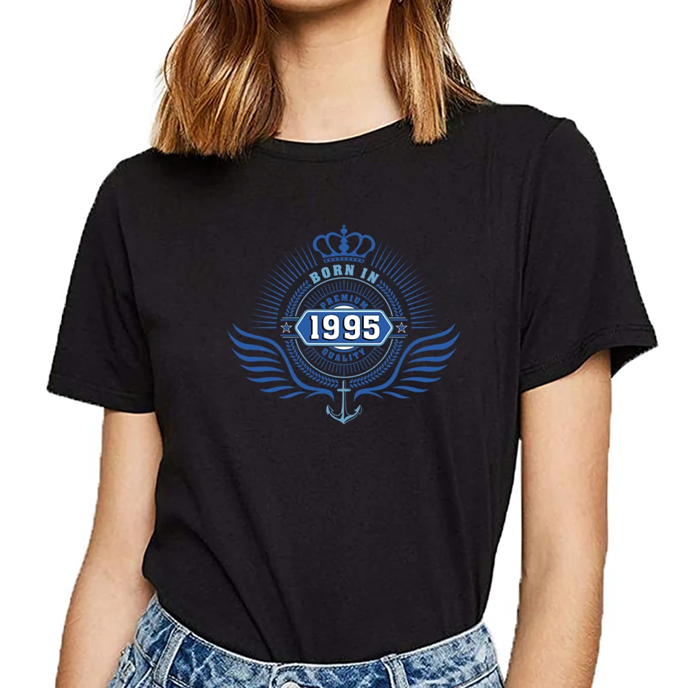 

Топы Футболка женская born in 1995 Fit надписи короткие женские футболки