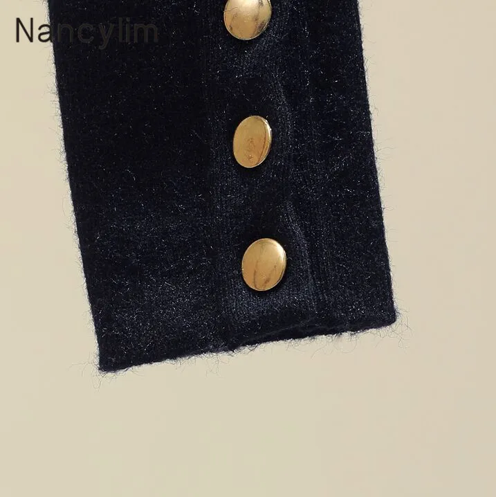 Temperament Chic Double-row Button Pullover Sweater Lady Ins Fashion Warm Knitted Sweater Student Short Knitting Shirt Jumper