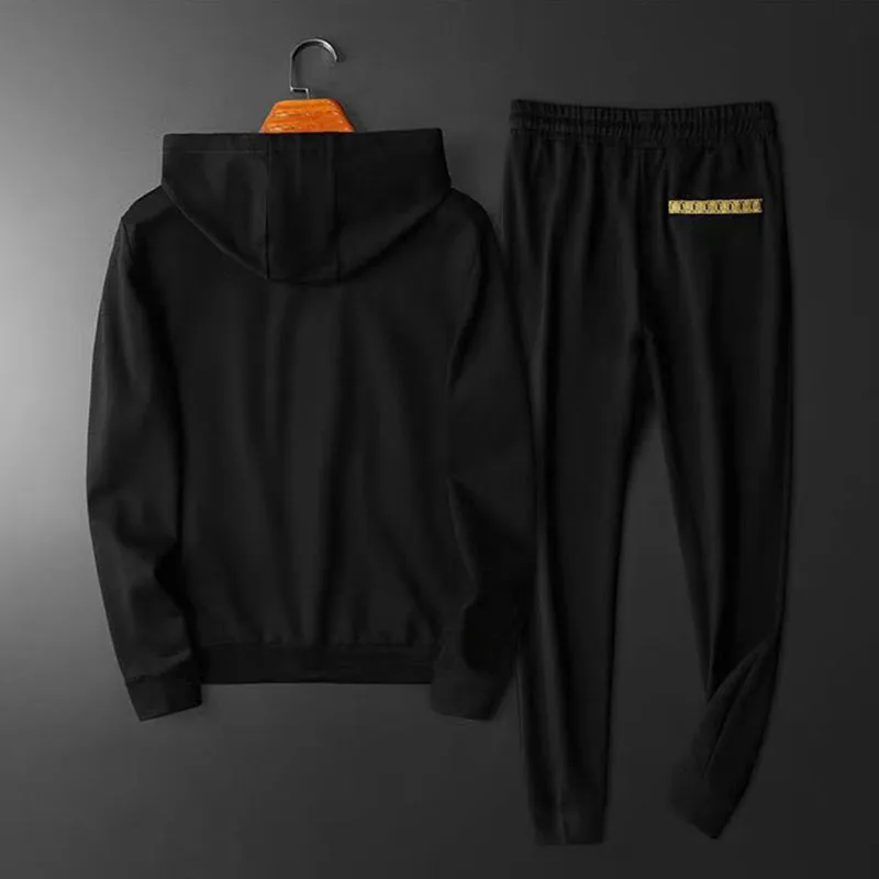 

European men's 2021 autumn and winter new fashion embroidery hooded cardigan sweater trousers casual sports suit