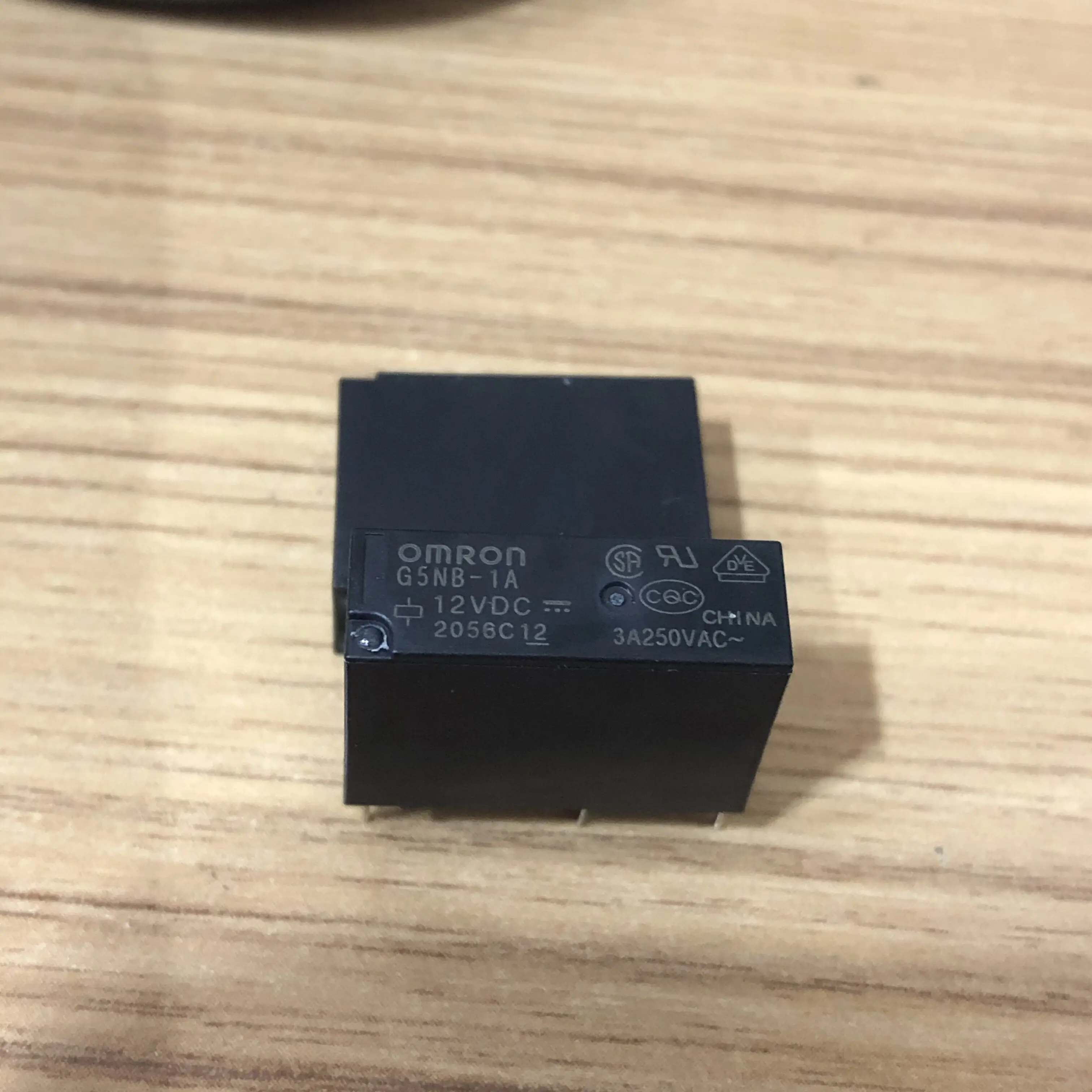 

Бесплатная доставка 100% Новый 10 шт./лот G5NB-1A-12VDC G5NB-1A-DC12V G5NB-1A-12V G5NB-1A 12VDC 3A 4PIN