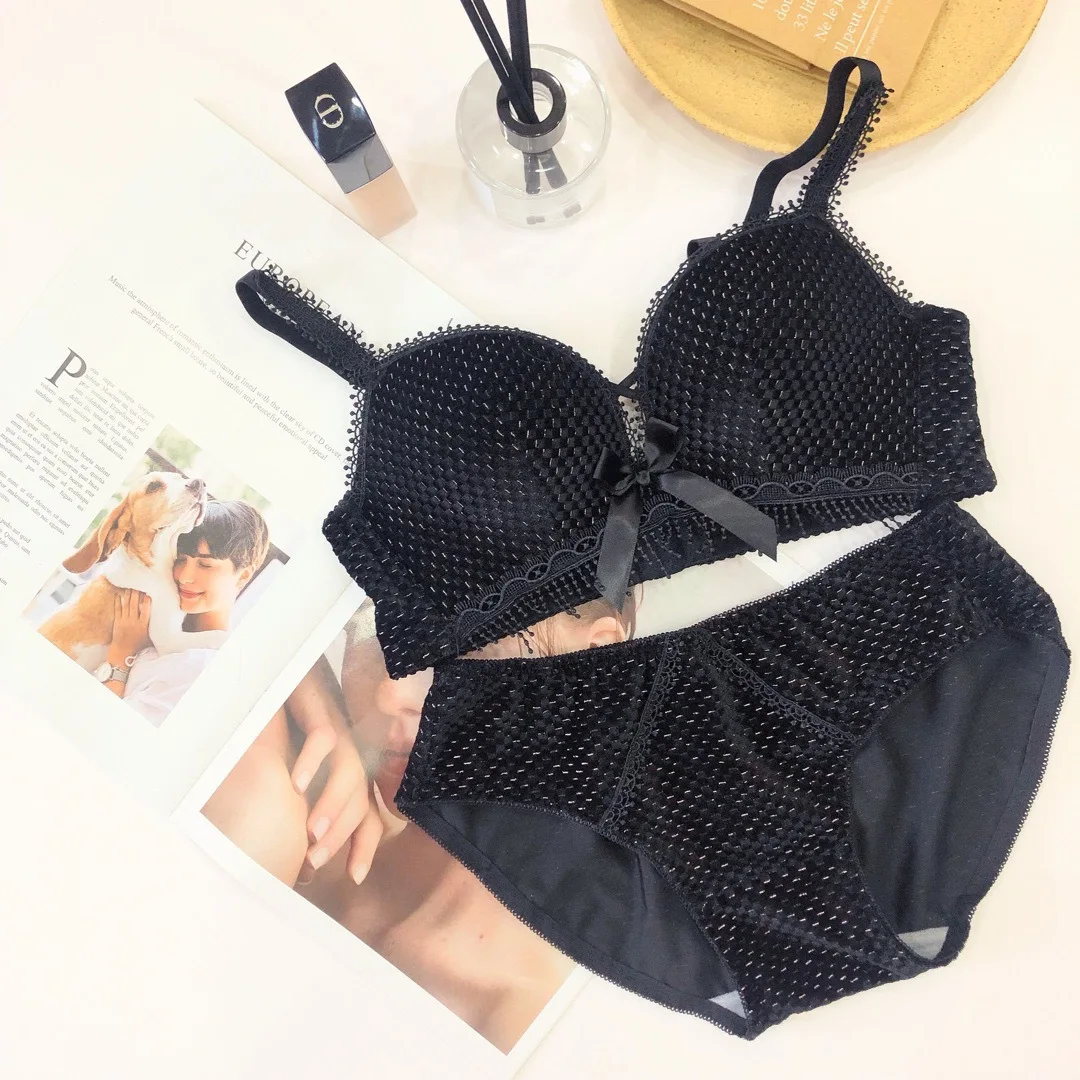 

Cashmere flash fabric steamed bread cup thickened not empty cup small chest gathered no steel ring underwear women's suit