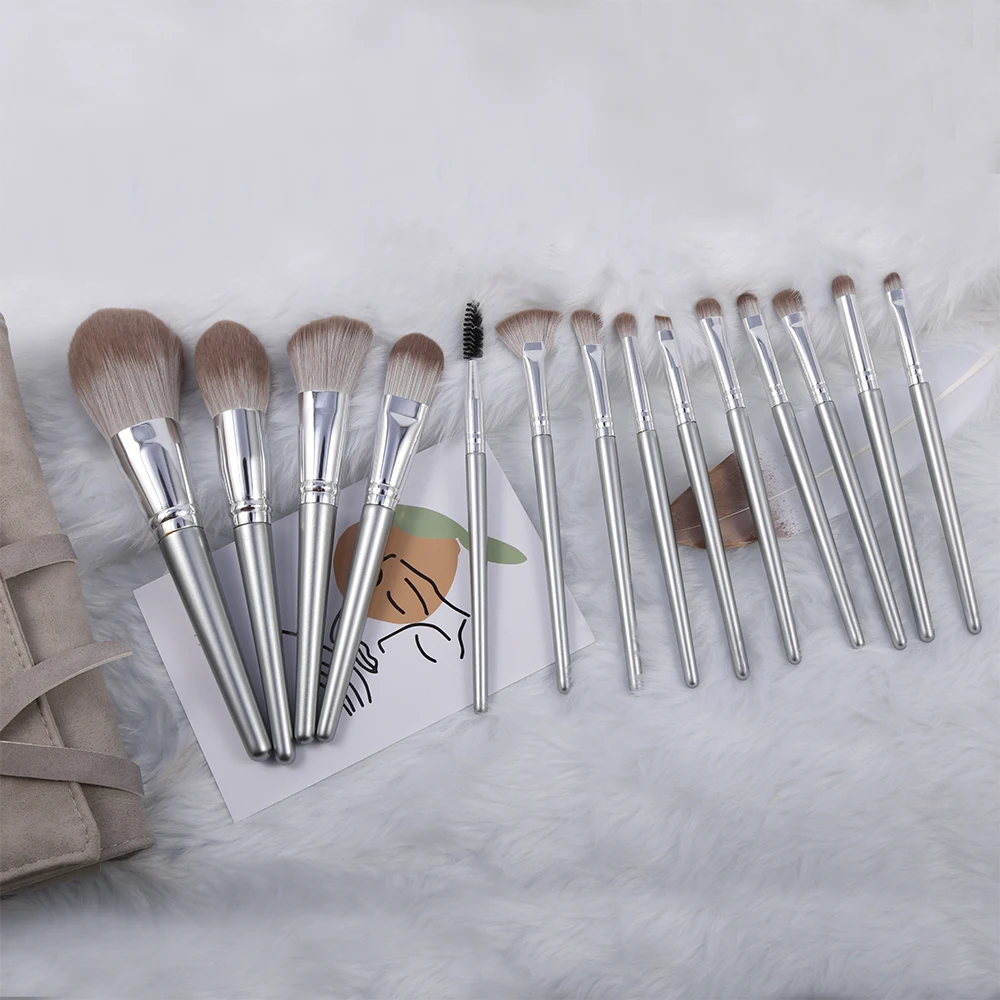 

Мягкая Кисть для макияжа, набор кистей для пудры, румян, серебристого цвета, хорошее качество, хайлайтер, тени для век, бровей