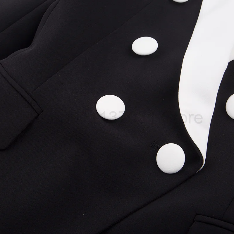 

2021 Retro feeling double breasted classic inside shrink the contrast color collar type waist show thin suit jacket
