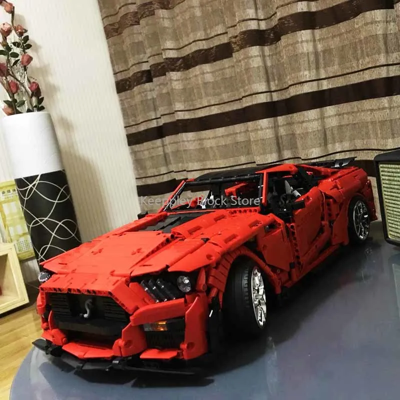 

Конструктор Супер гоночный спортивный автомобиль Шелби GT500 в масштабе 1:8