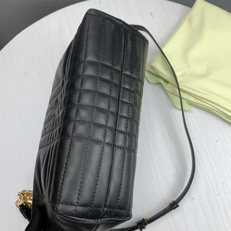 

Net red new hot style fashion simple versatile casual ladies lambskin material Rona bag shoulder bag messenger bag