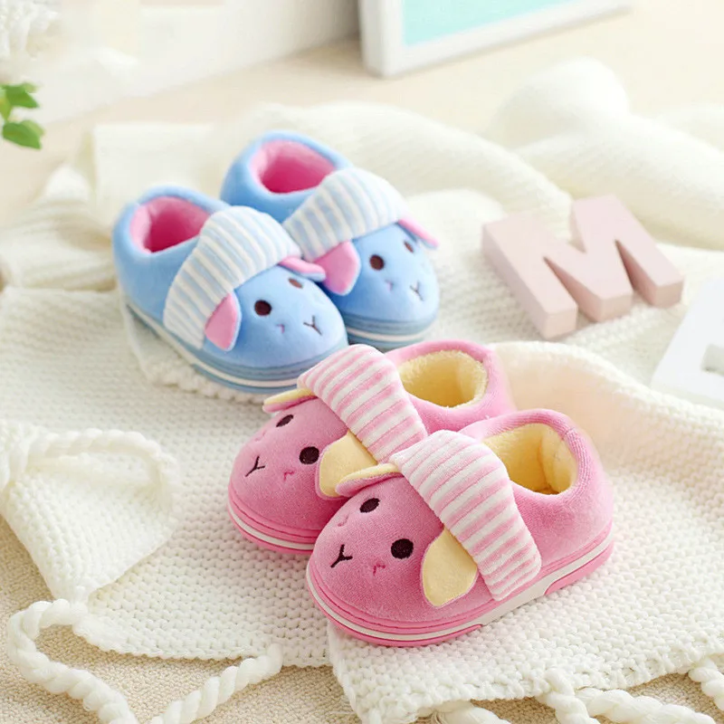 

Детские хлопковые тапочки, новые детские домашние теплые хлопковые тапочки для дома и улицы с мультяшным рисунком для мальчиков и детей на ...