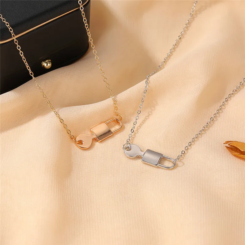 

Creative Key Lock Necklace Simple Temperament Clavicle Chain