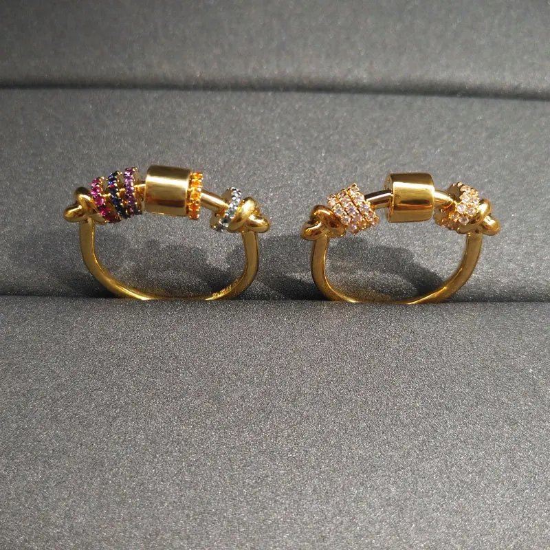 

Colorful Rotating Spar Luxury Ring S925 Sterling Silver Ring Bohemian Golden and Colorful Female Fashion Banquet Style Jewelry