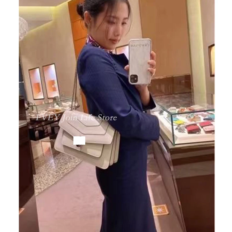 

Bvl 2021 Leather Women's Snake-shaped Permanent Collection Enamel Snake-head Chain Sshoulder Bag