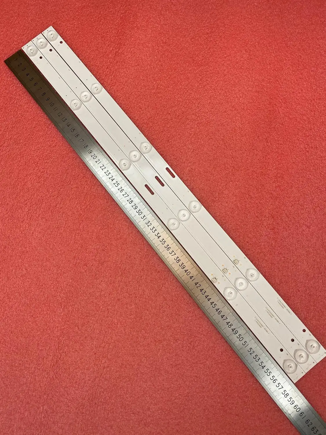 Новый 30 шт./лот 6 светодиодный (6 V) 577 мм Подсветка полосы для LE 8822A SJHLD3200601 SJ.HL.D3200601