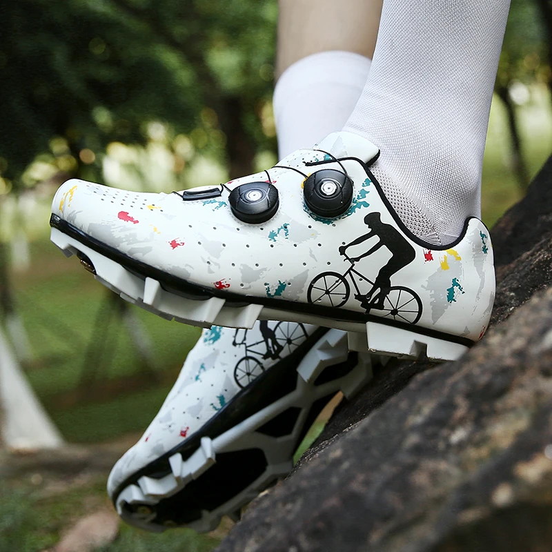 

Winter MTB Cycling Shoes Men Outdoor Sports Self-locking Road Bike Sneakers Racing Women Bicycle Shoes Flat Cleat Mountain SPD