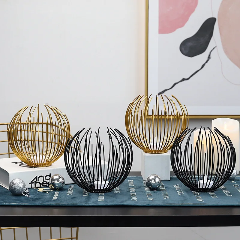 

Nordic wind simple gold geometric metal candlestick home decoration wedding background shooting craft candlestick ornaments