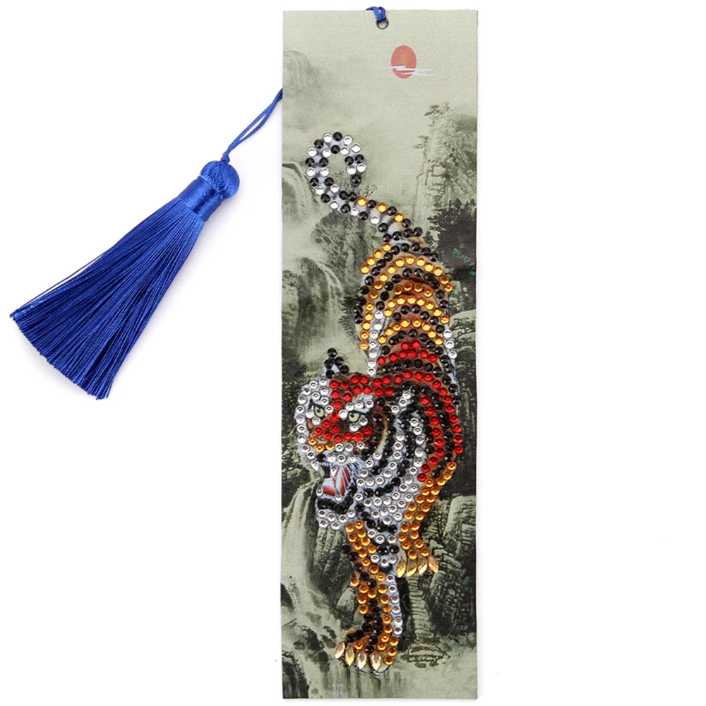 

5D DIY Tiger Diamond Painting Leather Bookmark Tassel Book Marks Special Shaped Diamond Embroidery DIY Craft Page Mark for Book