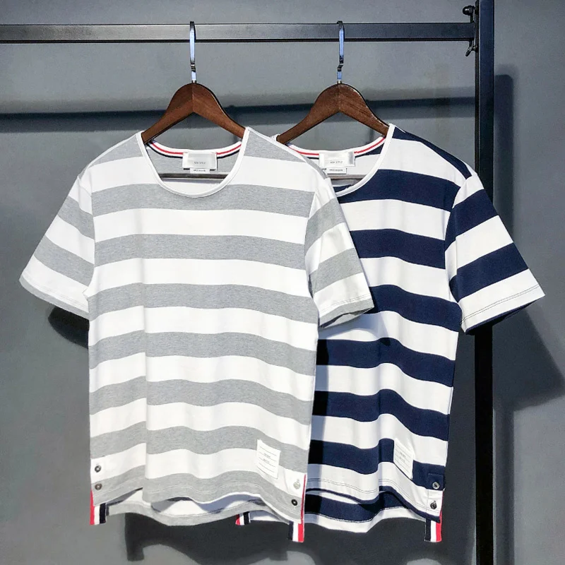 

TB Fashion 2023 THOM Brand T-shirt O-Neck Collar Horizontal Stripes Short-sleeved T-shirt Loose Men Cotton Summer Clothing