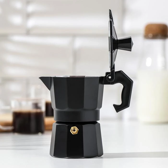 Кофеварка гейзерная Доляна Alum black | Бытовая техника