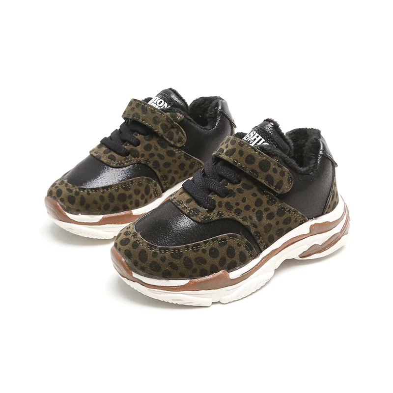 

Кроссовки детские зимние с леопардовым принтом SMG049