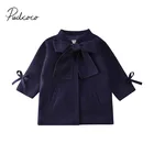 Демисезонная однотонная темно-синяя куртка с длинным рукавом и бантом