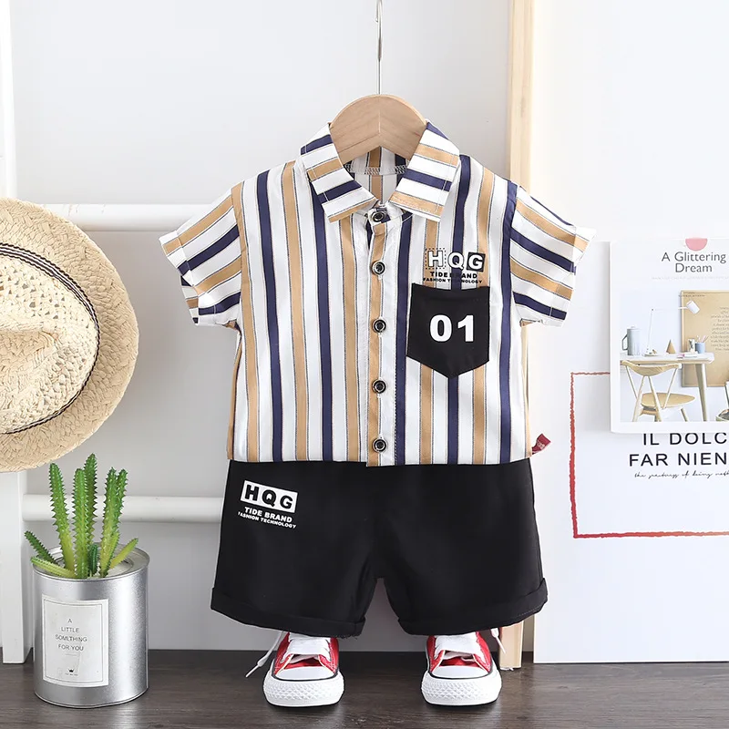 

Футболка и шорты для мальчиков, в полоску