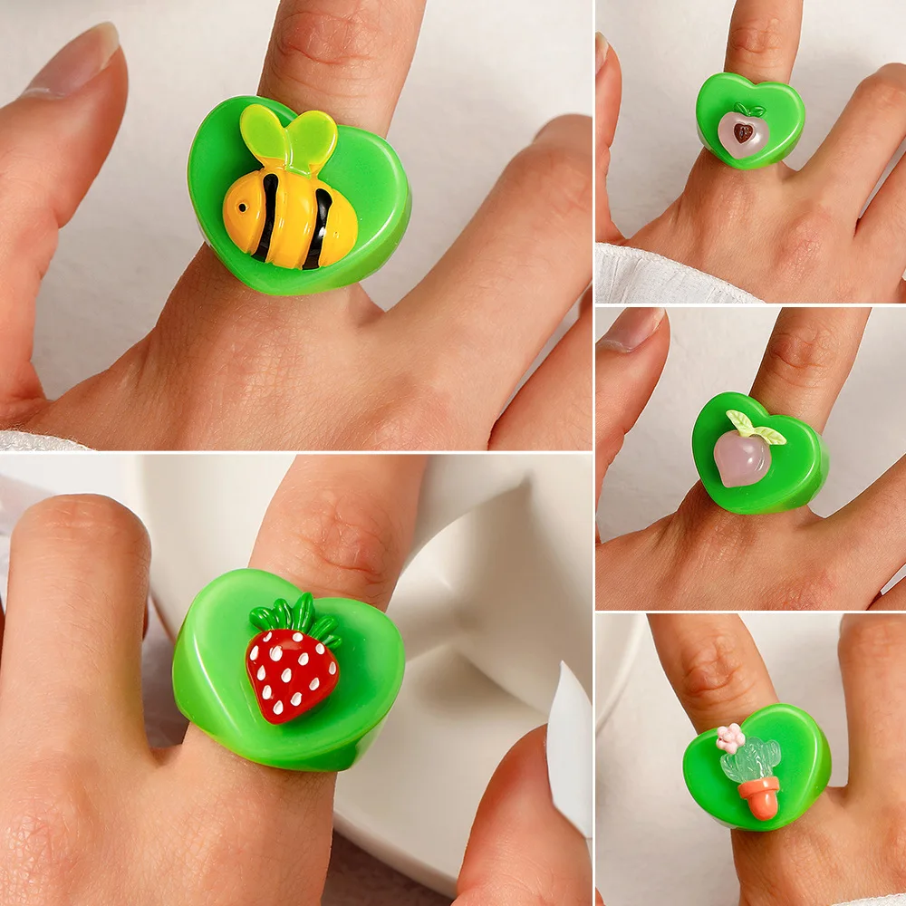 

Simple Candy Green Bee Strawberry Rings Lovely Gift for Kids New Year Wish
