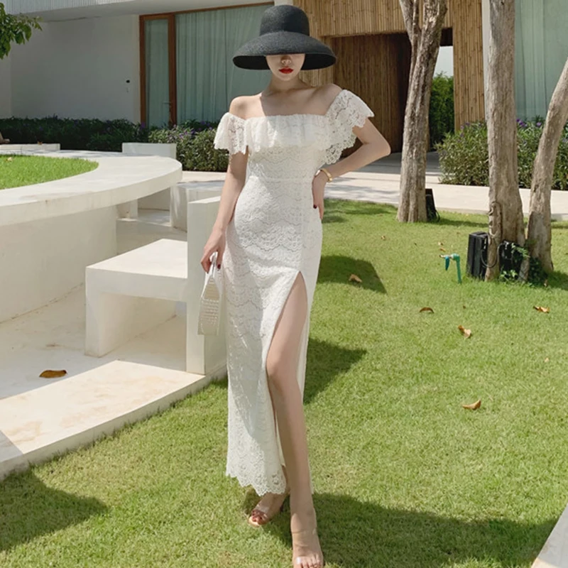 Длинное женское белое кружевное тонкое платье Лето 2022 макси с открытыми плечами