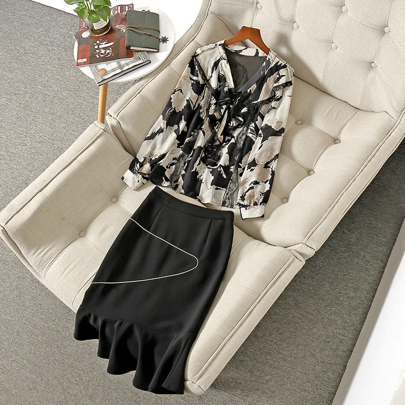 

High Quality Spring Fashion Lady Office 2 Piece Outfit Women Floral Print Shirt and Trumpet Skirt Suit Office Lady Party Twinset