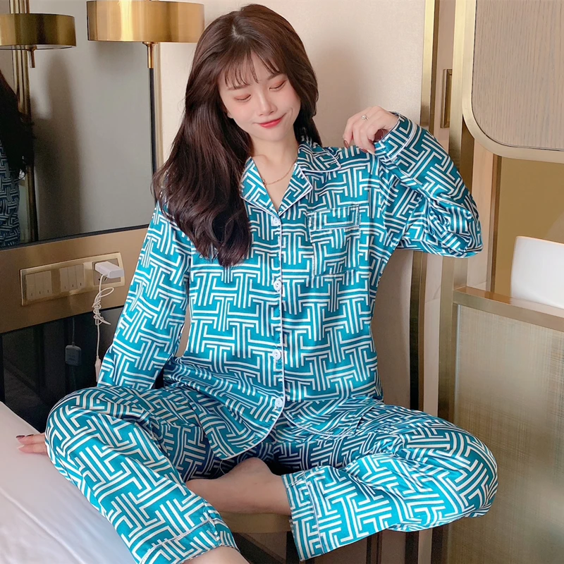 Pajamas for Women 2022 Spring Autumn Women's Silk Pyjamas Long Sleeve Loose Print Thin Women Sleepwear Set Long Pants Home Wear