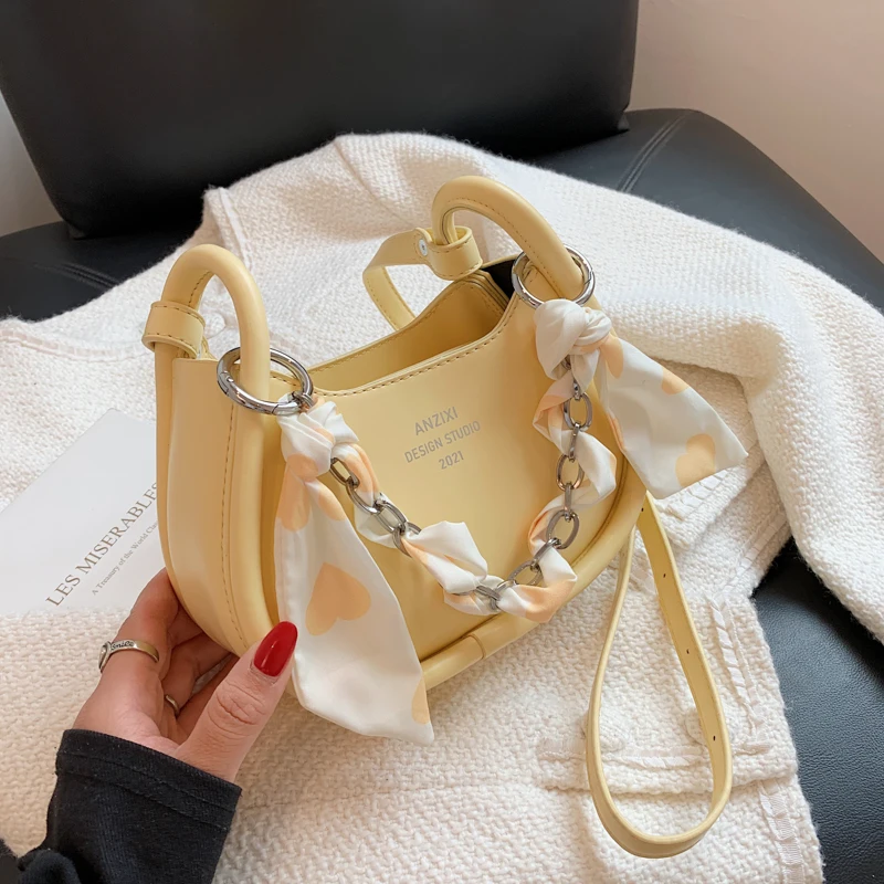 

Маленькая сумка-Кроссбоди Полумесяца из искусственной кожи с шелковым шарфом и ручкой для женщин 2021 роскошные сумки на плечо с цепочкой и к...