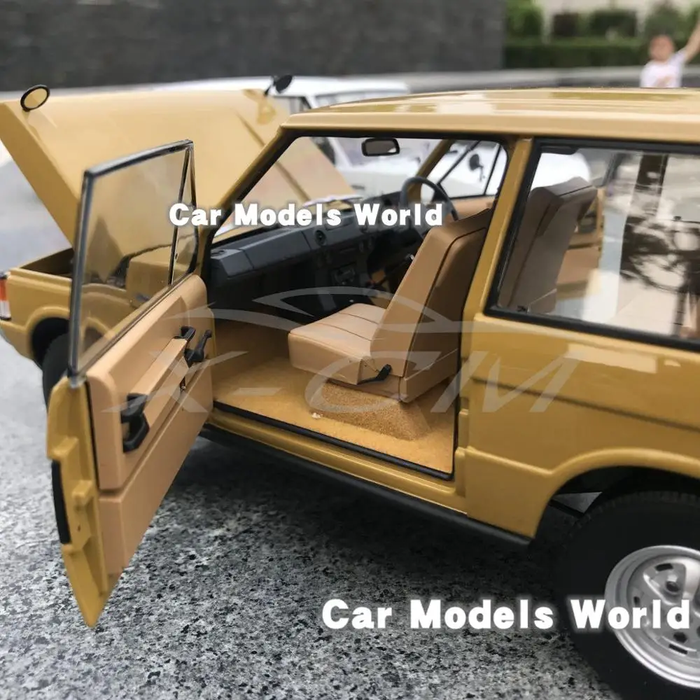 Diecast Car Model Almost Real 1970 1:18 (Yellow) + SMALL GIFT!!! |