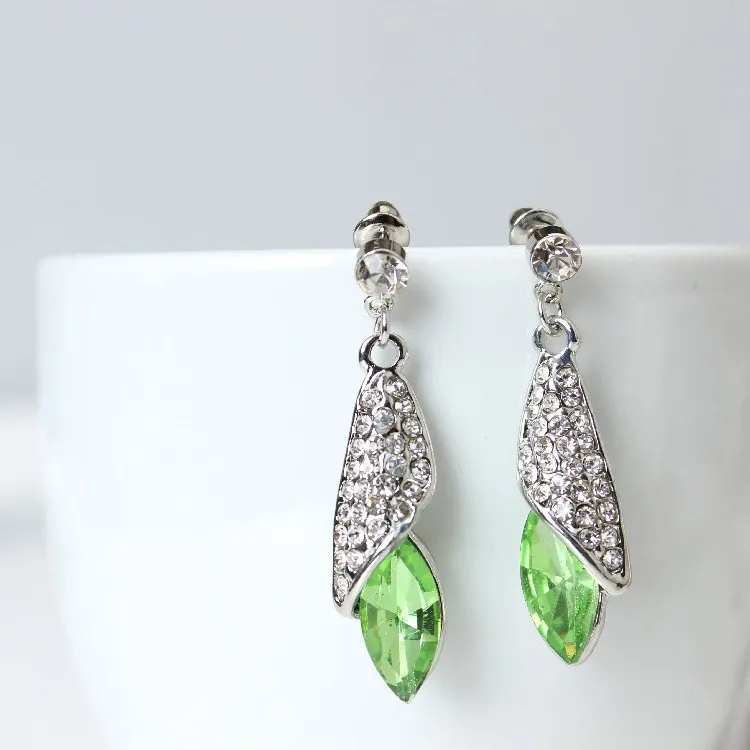 2019 Новые Популярные изысканные Простые Модные Серьги Кристалл личности безумные