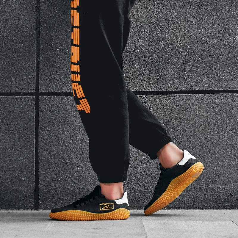 

Men's Sneakers Breathable Sports Lace-Up Shoes For Men Outdoor Sports Adult Male Summer Jogging Running chaussures zapatos Shoes