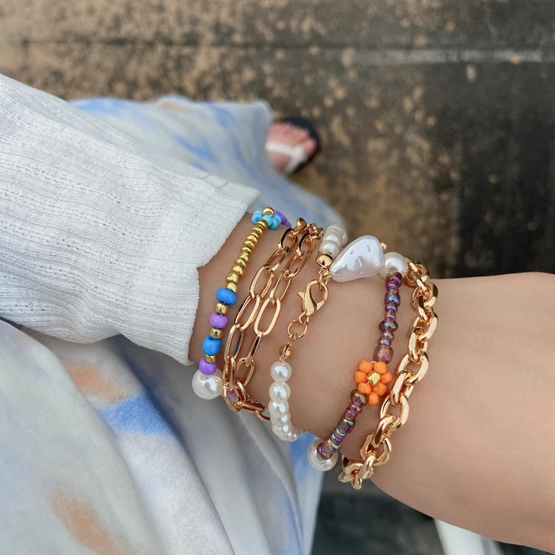 

5pcs/set imitation pearls daisy braided bracelets fashion retro hollow metal chains beads wristband charms holiday jewelry