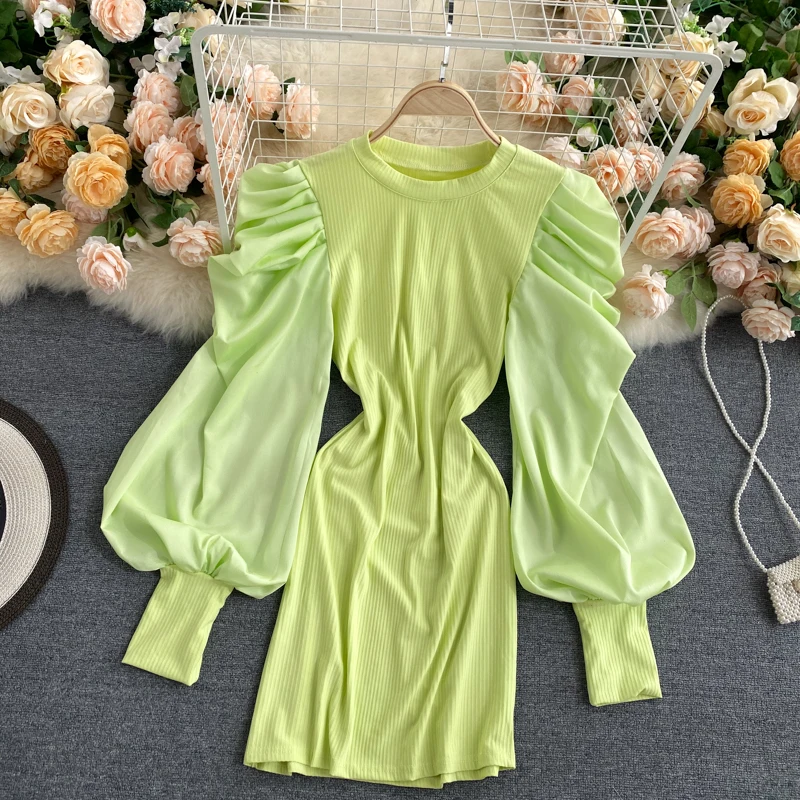 

Европейская и американская Ins Мода блоггер частная одежда дизайн чувство пышные рукава платье 2020 новая осенняя одежда облегающие бедра